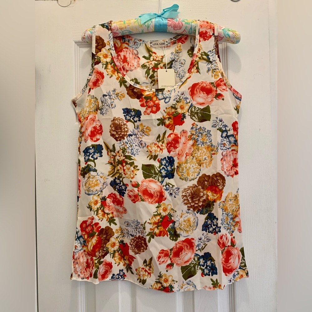 Silky tank top, floral pattern,size XL,made by Livagirl